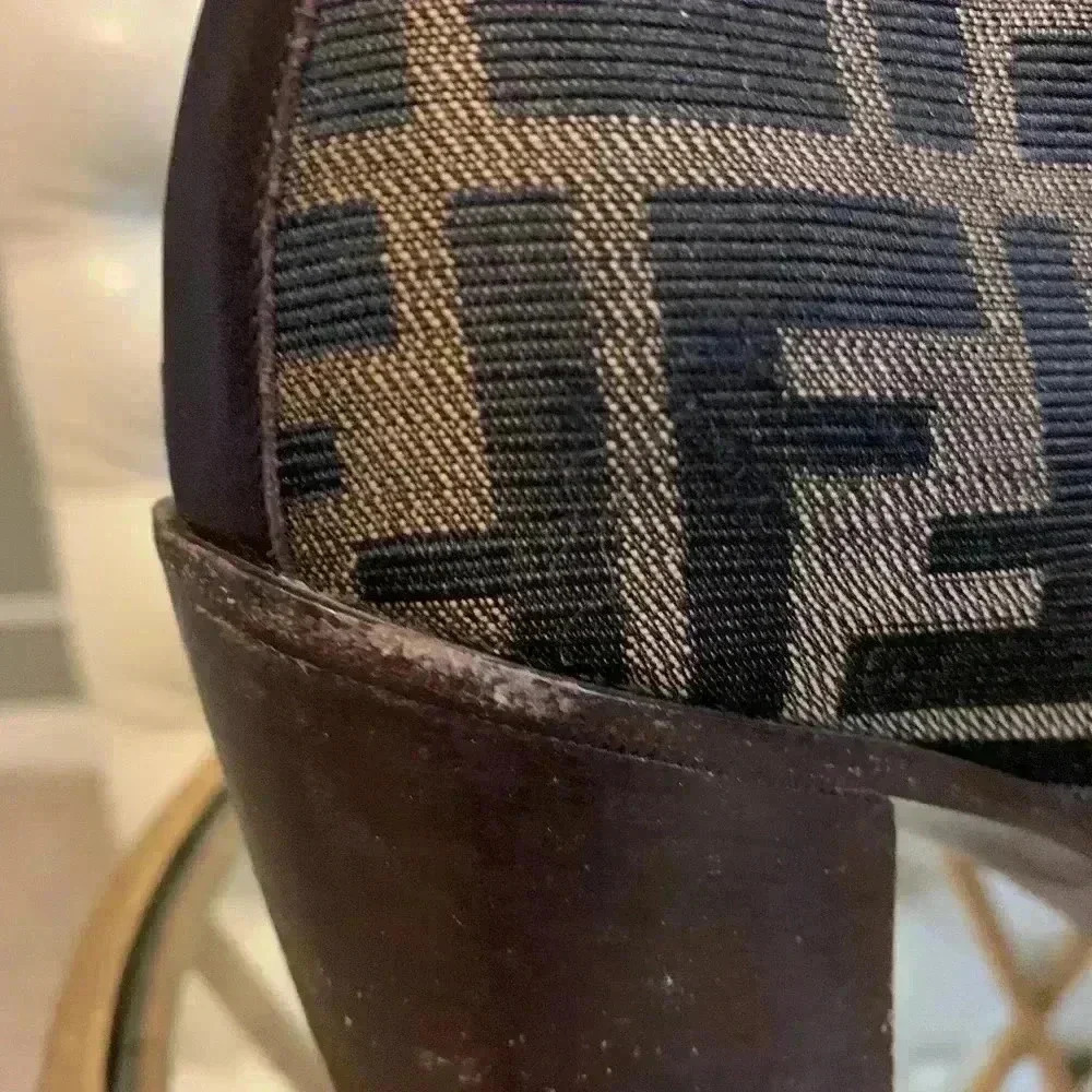 Fendi boots - Picture 3 of 16